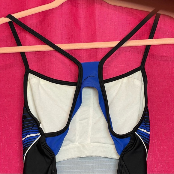 NIKE ONE PIECE SWIMSUIT SIZE 14 - Picture 6 of 11